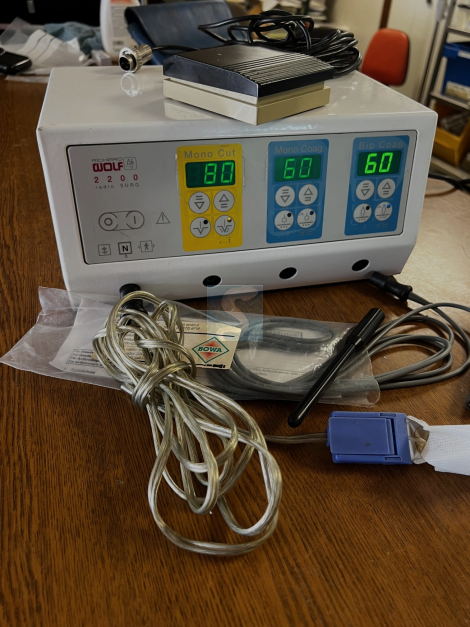 R. WOLF 2200 Bistouri électrique 