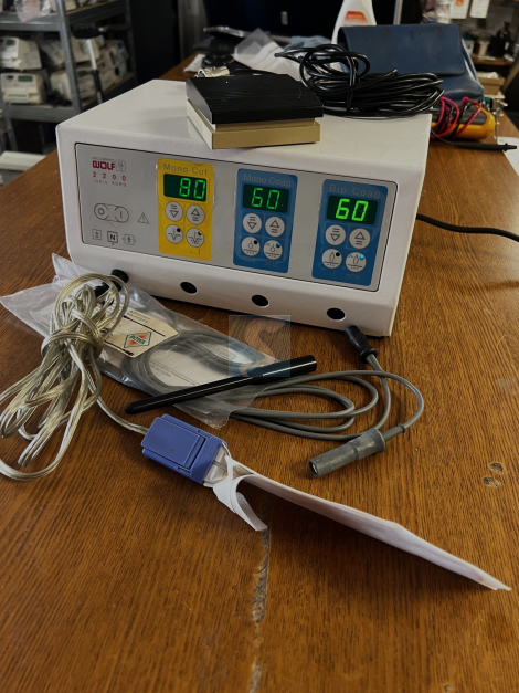 R. WOLF 2200 Bistouri électrique 