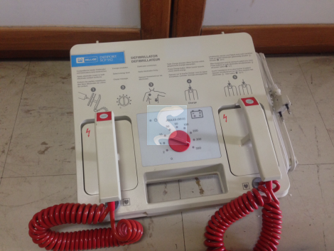 Défibrillateur HELLIGE DEFIPORT SCP 912