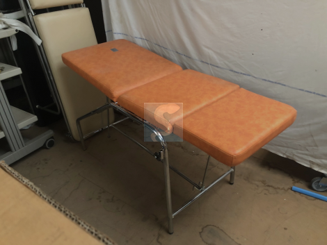 Divan d’examen gynécologique mécanique CARINA 524