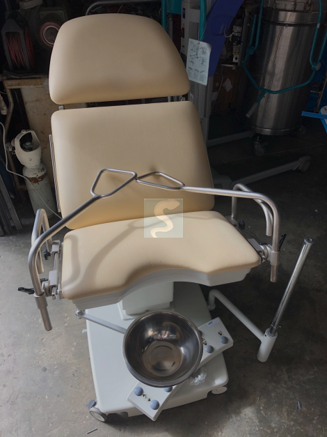 Divan d'examen gynécologie GOLEM Série 6ET 