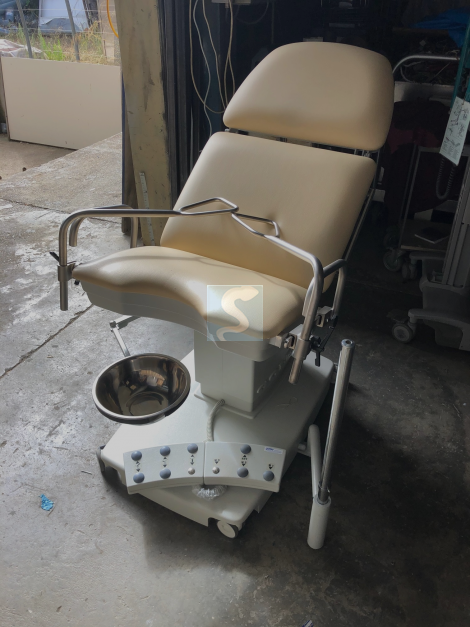 Divan d'examen gynécologie GOLEM Série 6ET 