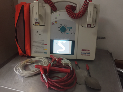 Défibrillateur Marquette Hellige CardioServ 