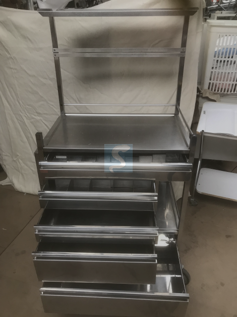 Chariot d’anesthésie en inox avec galerie