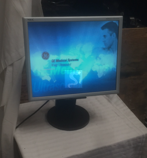 Echographe GE Voluson 730 expert